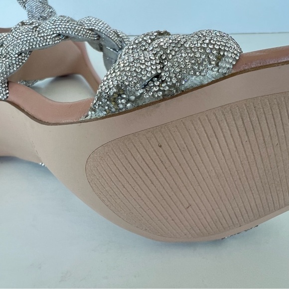 ♦️SOLD♦️STEVE MADDEN Kelley Silver Rhinestone Crystal Braided Beige Heels Sandal - Picture 15 of 16